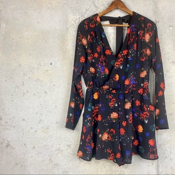 Gianni Bini black red yellow floral long sleeve faux wrap romper small - Picture 1 of 8